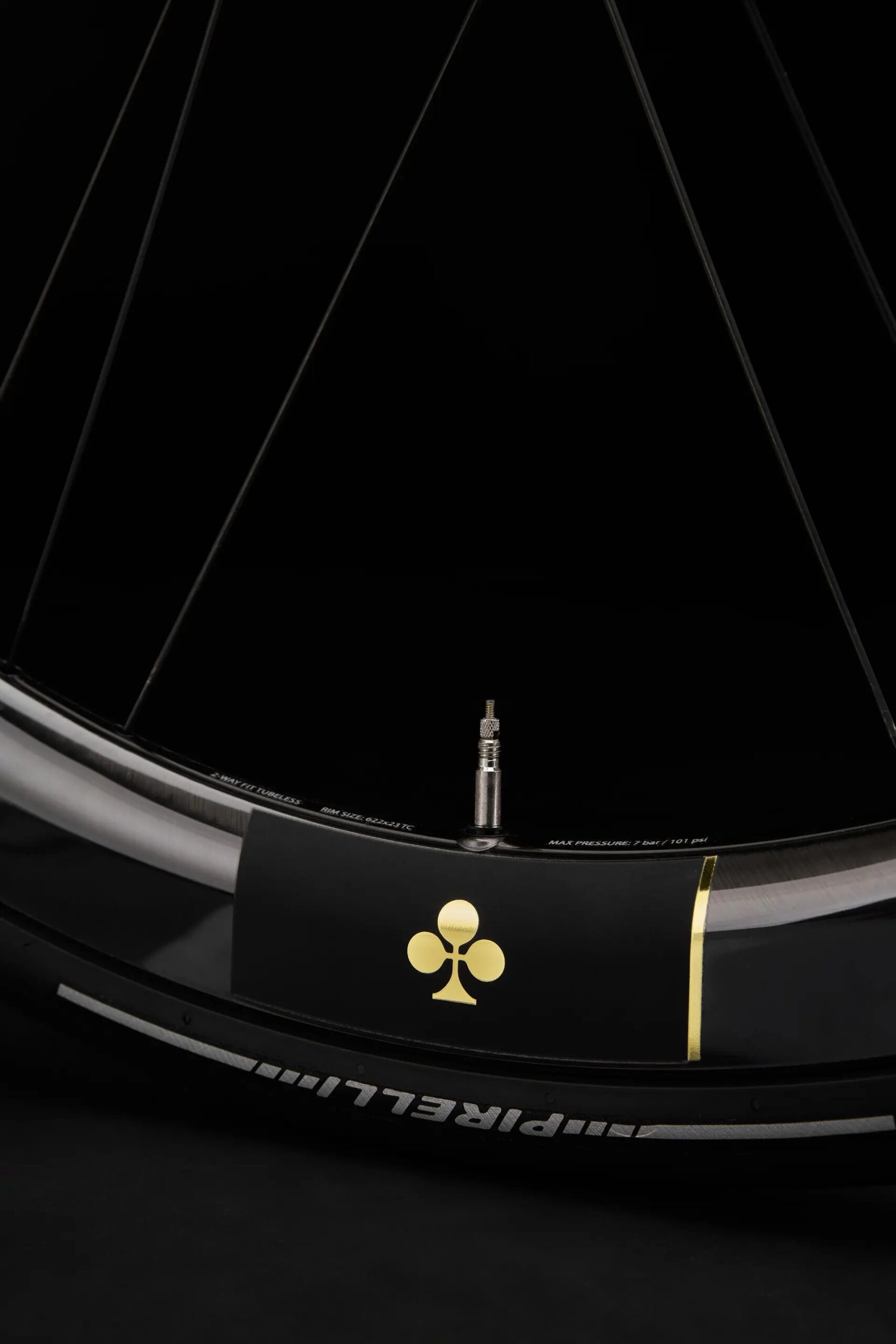 COLNAGOの限定モデル “C72 La Scala”の受注を開始いたします！ ヤマダ 