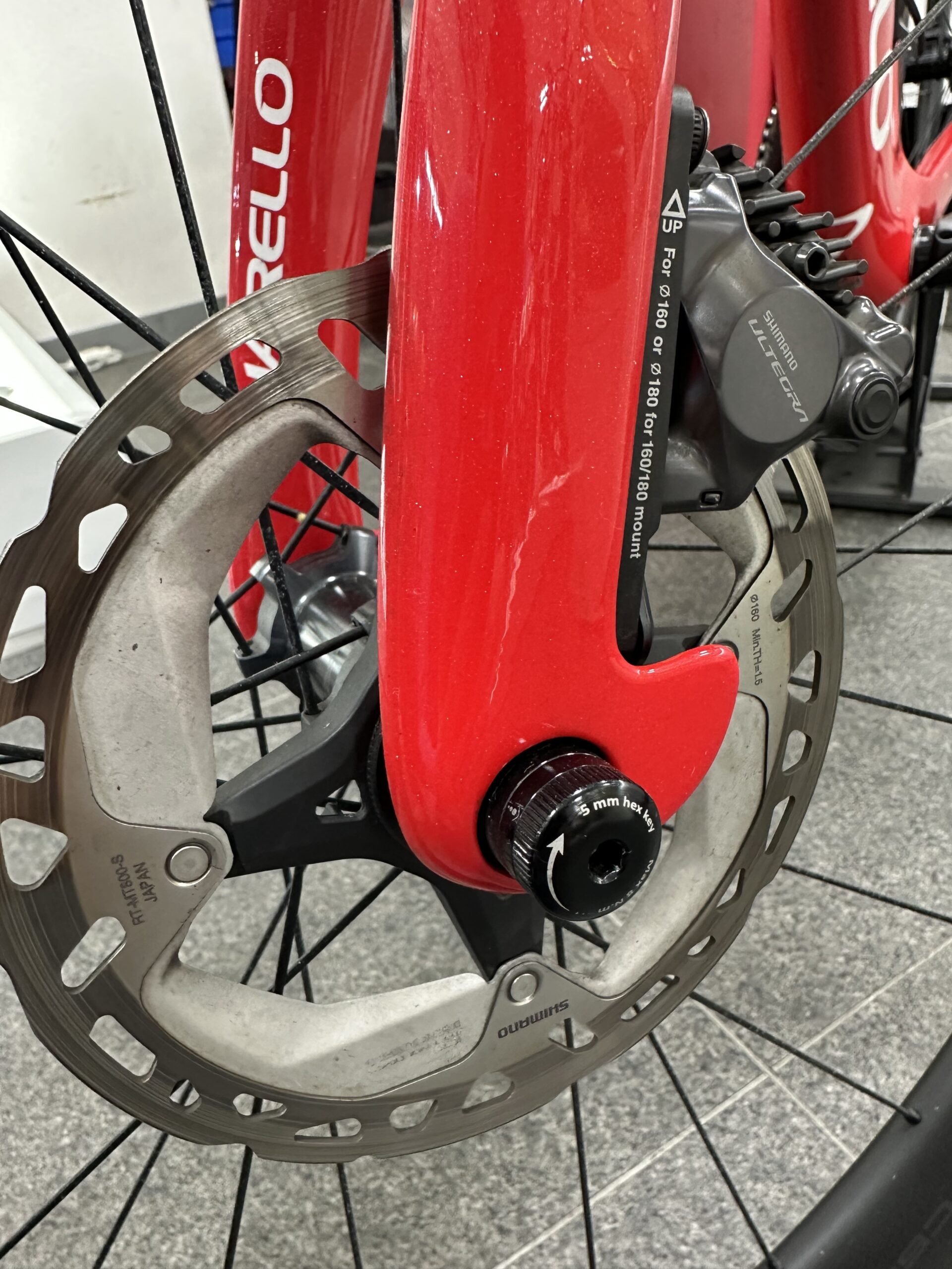 PINARELLO🇮🇹F7DISCをオーバーホールしました👷リフレッシュでパワー